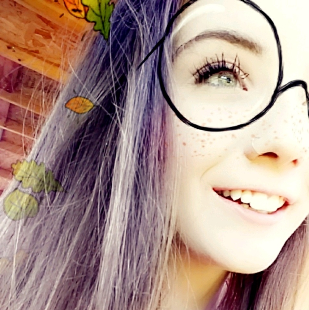 Meet your Posher, Candace